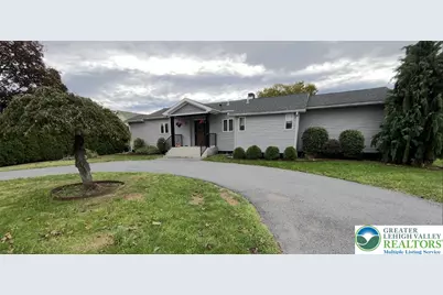 130 Hamilton Avenue, Bethlehem City, PA 18017 - Photo 1