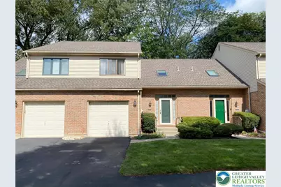 3218 Oakland Square Drive, Bethlehem Township, PA 18020 - Photo 1