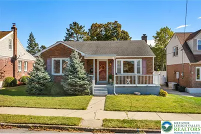 861 New Jersey Avenue, Hellertown, PA 18055 - Photo 1