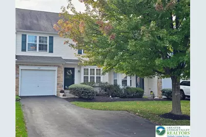 257 Park Ridge Drive, Forks Twp, PA 18040 - Photo 1
