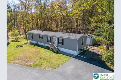 5710 Pfeiffer Circle, Heidelberg Twp, PA 18053 - Photo 1