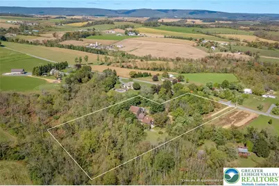 32 Farview Road, Perry Twp, PA 19526 - Photo 1