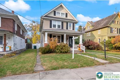 127 Sycamore Road, Riegelsville Boro, PA 18077 - Photo 1