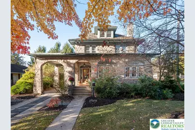 712 30th Street N, South Whitehall Twp, PA 18104 - Photo 1