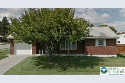 2405 West Boulevard, Bethlehem City, PA 18017 - Photo 1