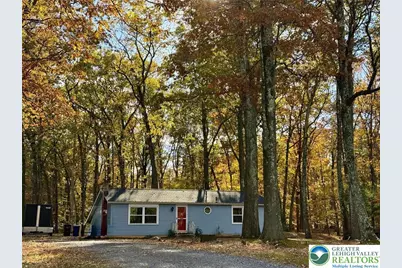 2039 W Bangor Road, Bangor Boro, PA 18013 - Photo 1