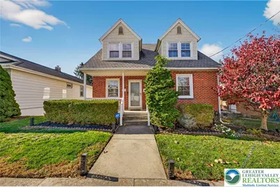 624 Delaware Avenue, Hellertown, PA 18055 - Photo 1