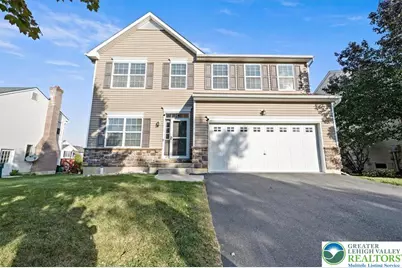 17 Stonecreek Court, Palmer Twp, PA 18045 - Photo 1