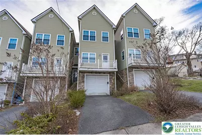 1490 E 7th Street, Bethlehem City, PA 18015 - Photo 1