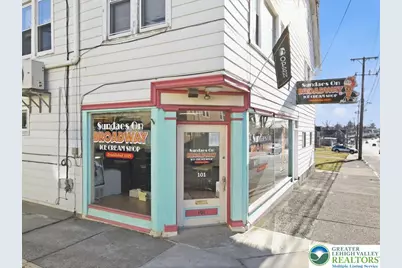 101 S Broadway, Wind Gap Boro, PA 18091 - Photo 1