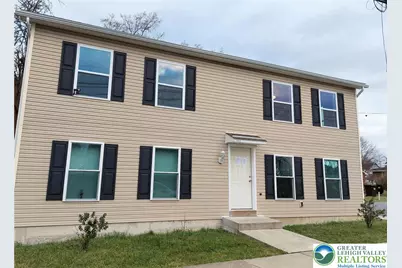 315 Clearfield Street #B, Freemansburg, PA 18017 - Photo 1