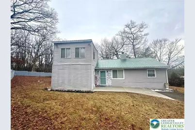 204 Shawnee Drive, Middle Smithfield, PA 18302 - Photo 1