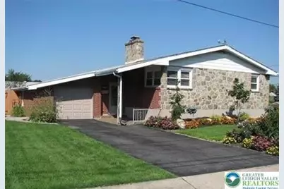 2337 East Boulevard, Bethlehem City, PA 18017 - Photo 1