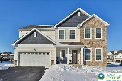 1071 Lisa Lane, Palmer Twp, PA 18045 - Photo 1