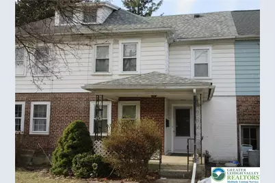 754 E Washington Avenue, Bethlehem City, PA 18017 - Photo 1