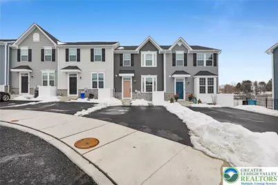 228 Ashton Court, Catasauqua Boro, PA 18032 - Photo 1