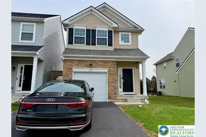 2121 Huntington Lane, Easton, PA 18040 - Photo 1