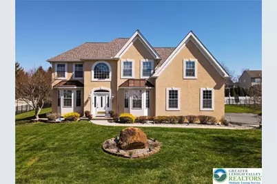 2277 Leigh Drive, Forks Twp, PA 18040 - Photo 1