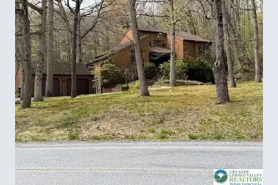 2253 Skyline Drive, Washington Township, PA 18080 - Photo 1