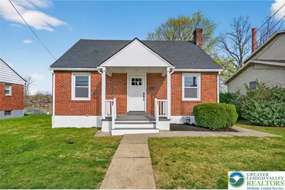 714 Fernwood Street, Bethlehem City, PA 18018 - Photo 1