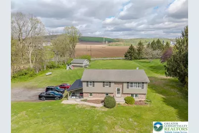 4556 Chestnut Drive, Lower Mt Bethel Twp, PA 18013 - Photo 1