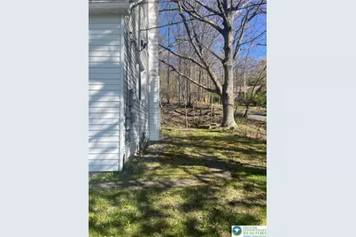 303 W Plainfield Avenue, Pen Argyl Boro, PA 18072 - Photo 4