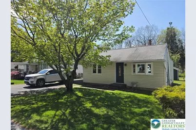 218 Lehigh Street, Walnutport Boro, PA 18088 - Photo 1