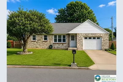 1225 Brentwood Avenue, Bethlehem City, PA 18017 - Photo 1