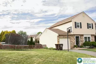 4161 Newport Dr, Emmaus Boro, PA 18049 - Photo 2