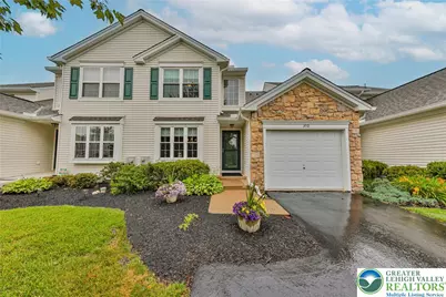 300 Park Ridge Drive, Easton, PA 18040 - Photo 1