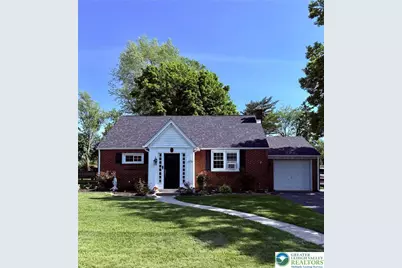 1275 W Macada Road, Bethlehem City, PA 18017 - Photo 1