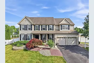 205 N Timothy Trail, Forks Twp, PA 18040 - Photo 1
