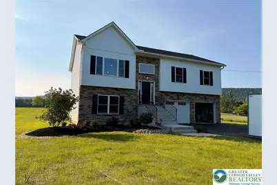 1215 N Cottonwood Road, Lehigh Township, PA 18038 - Photo 1