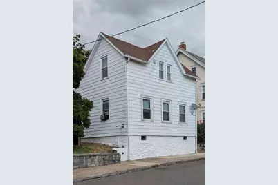 29 E Depot Street, Hellertown Boro, PA 18055 - Photo 1