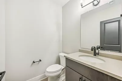290 Dickenson Street, Columbus, OH 43215 - Photo 34