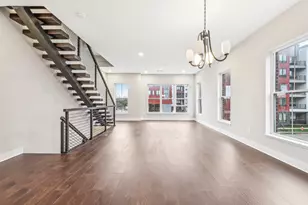 290 Dickenson St, Columbus, OH 43215 - Photo 8