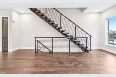 290 Dickenson Street, Columbus, OH 43215 - Photo 12