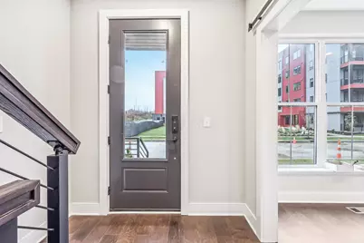 290 Dickenson Street, Columbus, OH 43215 - Photo 14