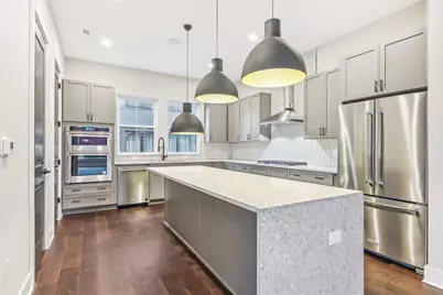 290 Dickenson Street, Columbus, OH 43215 - Photo 4