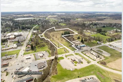 825 Harding Way W, Galion, OH 44833 - Photo 1