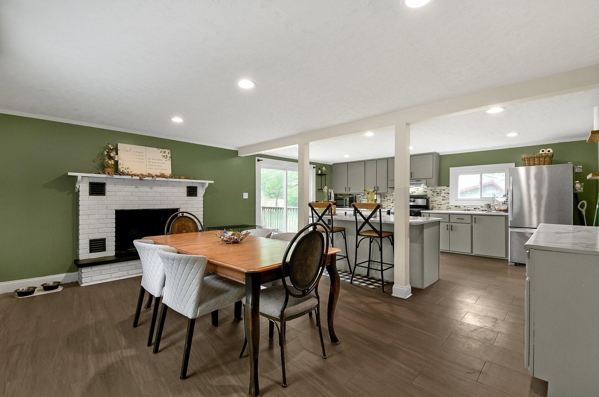 2476 Fair Ave, Lancaster OH 43130-9071 exterior