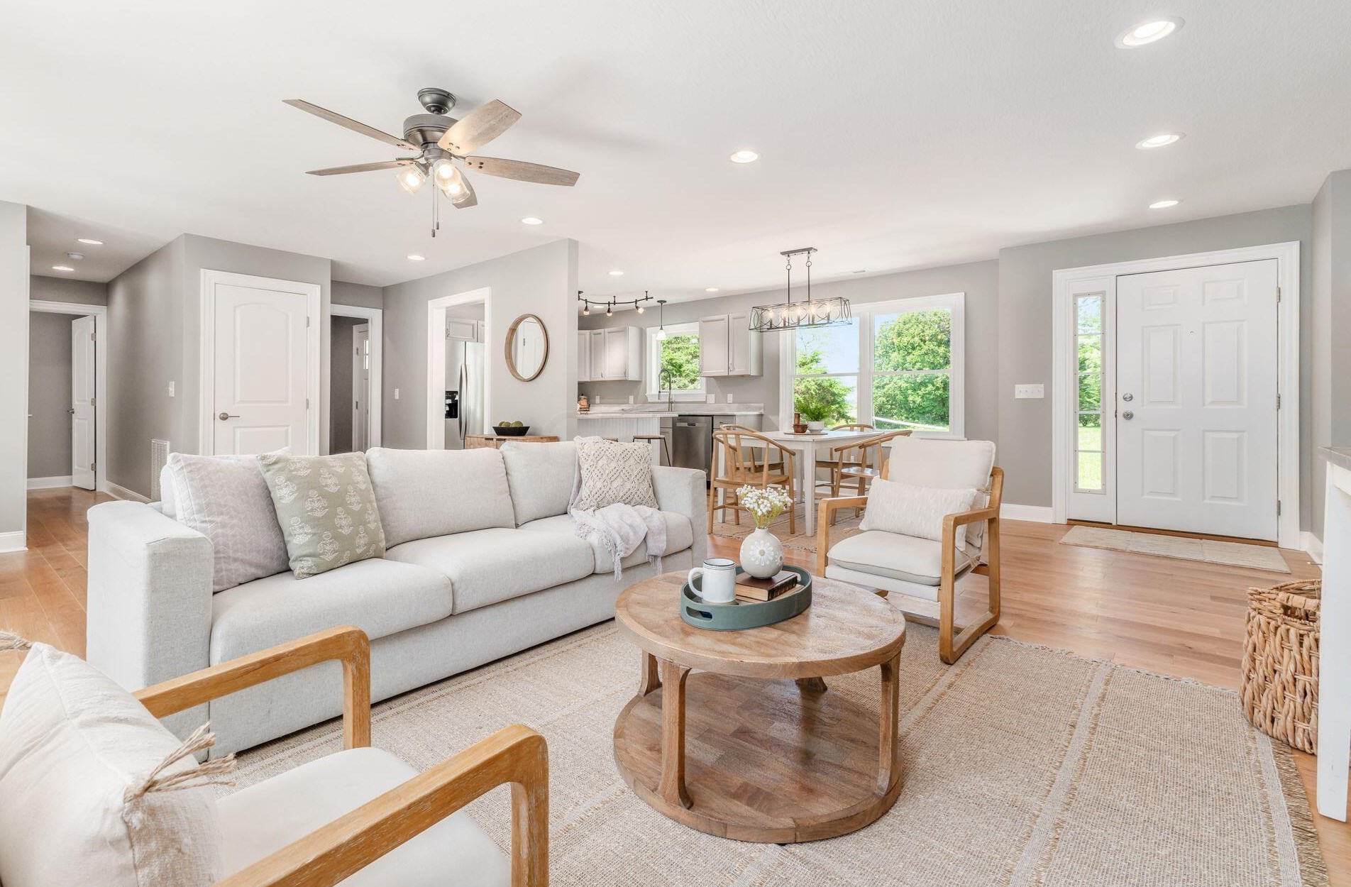 7195 Lancaster Rd, Hebron OH 43025-9777 exterior