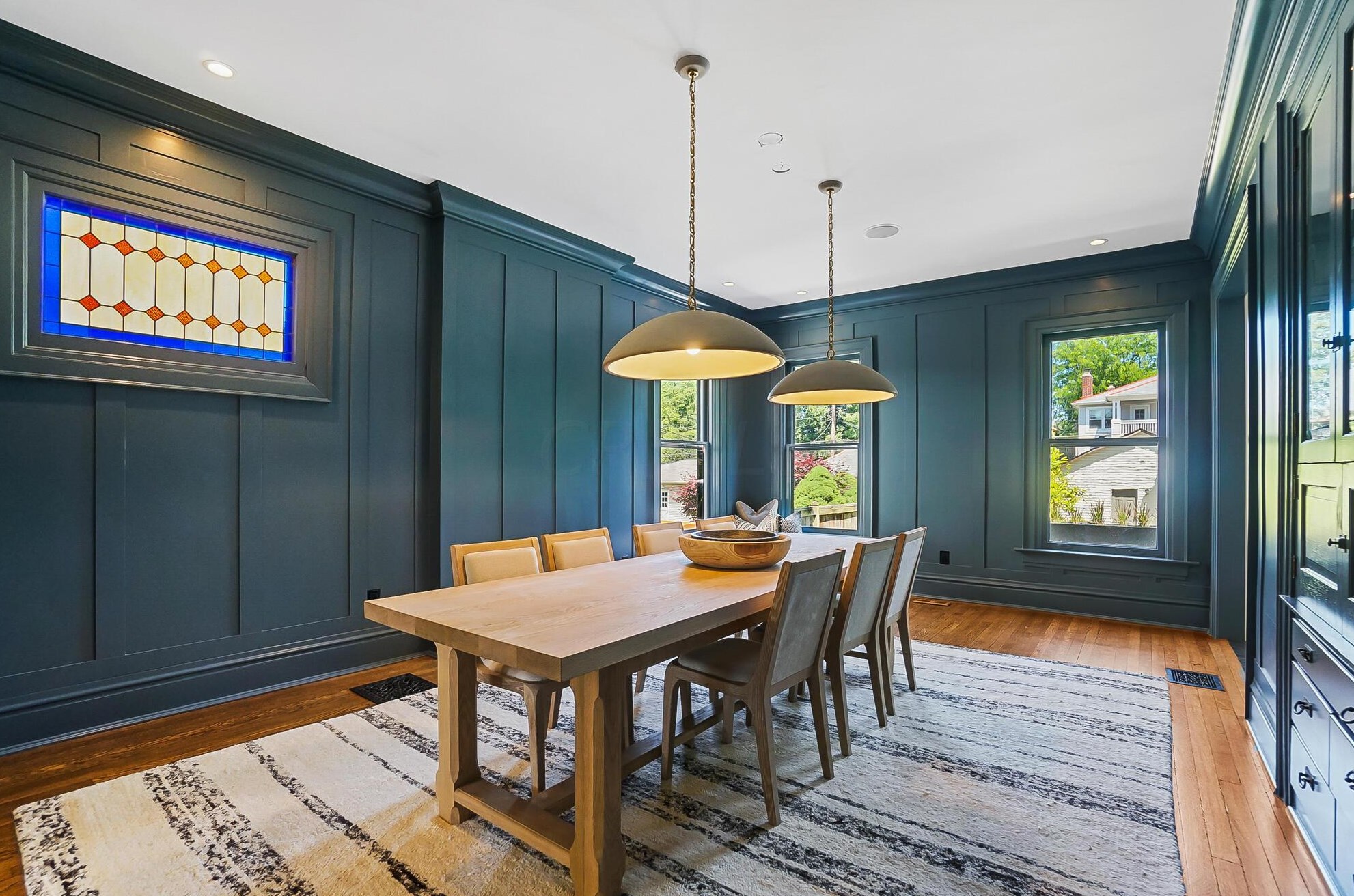 158 Buttles Ave, Columbus OH 43215-1402 exterior