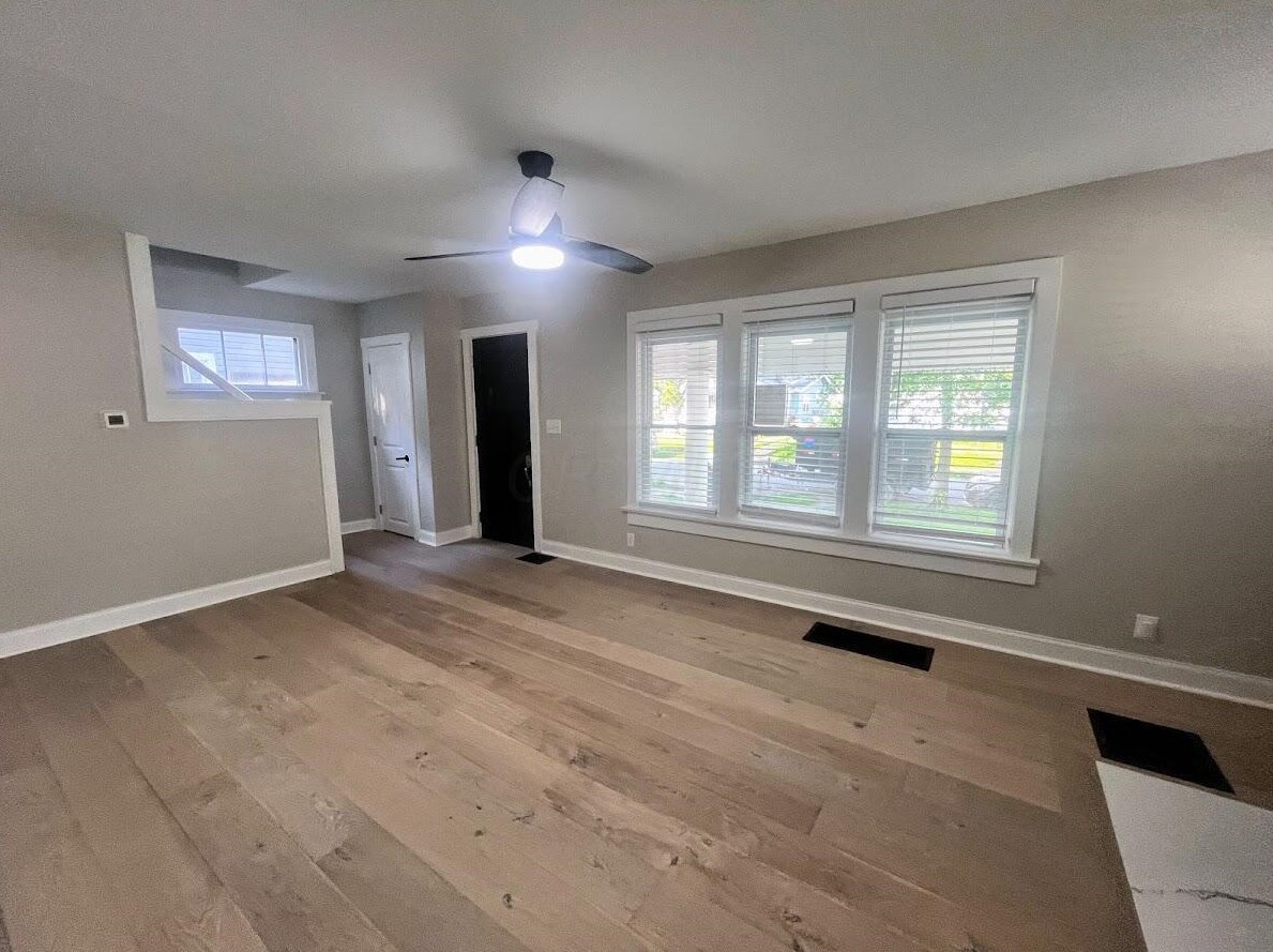 587 Eureka Ave, Columbus OH 43204-2911 exterior