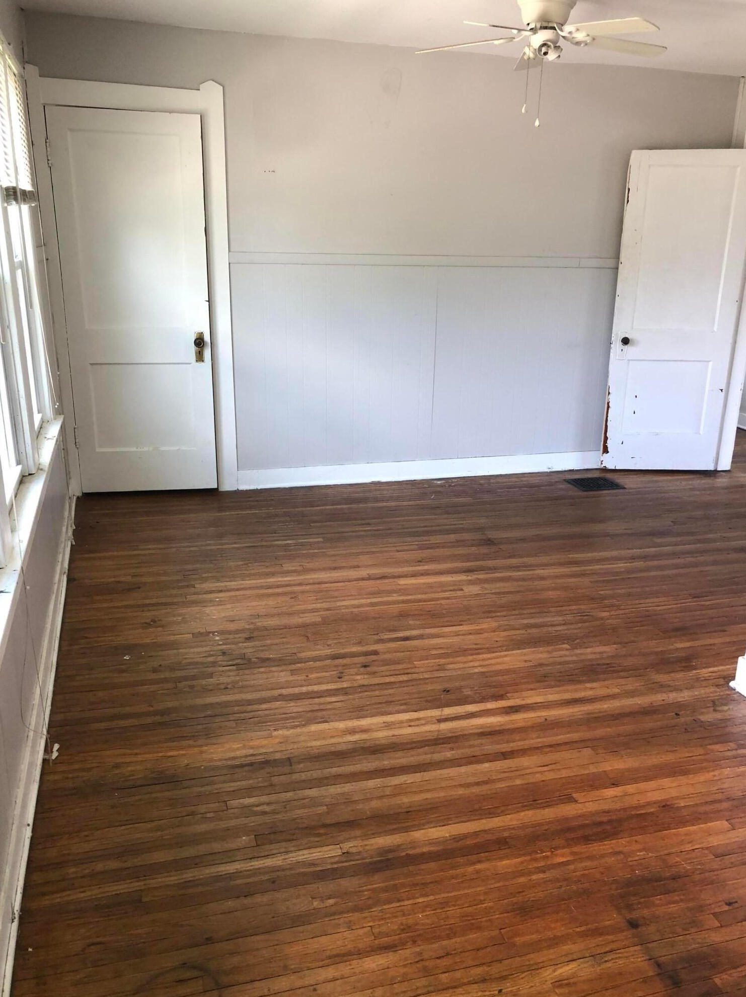 939 17th Ave, Columbus OH  43211-2438 exterior