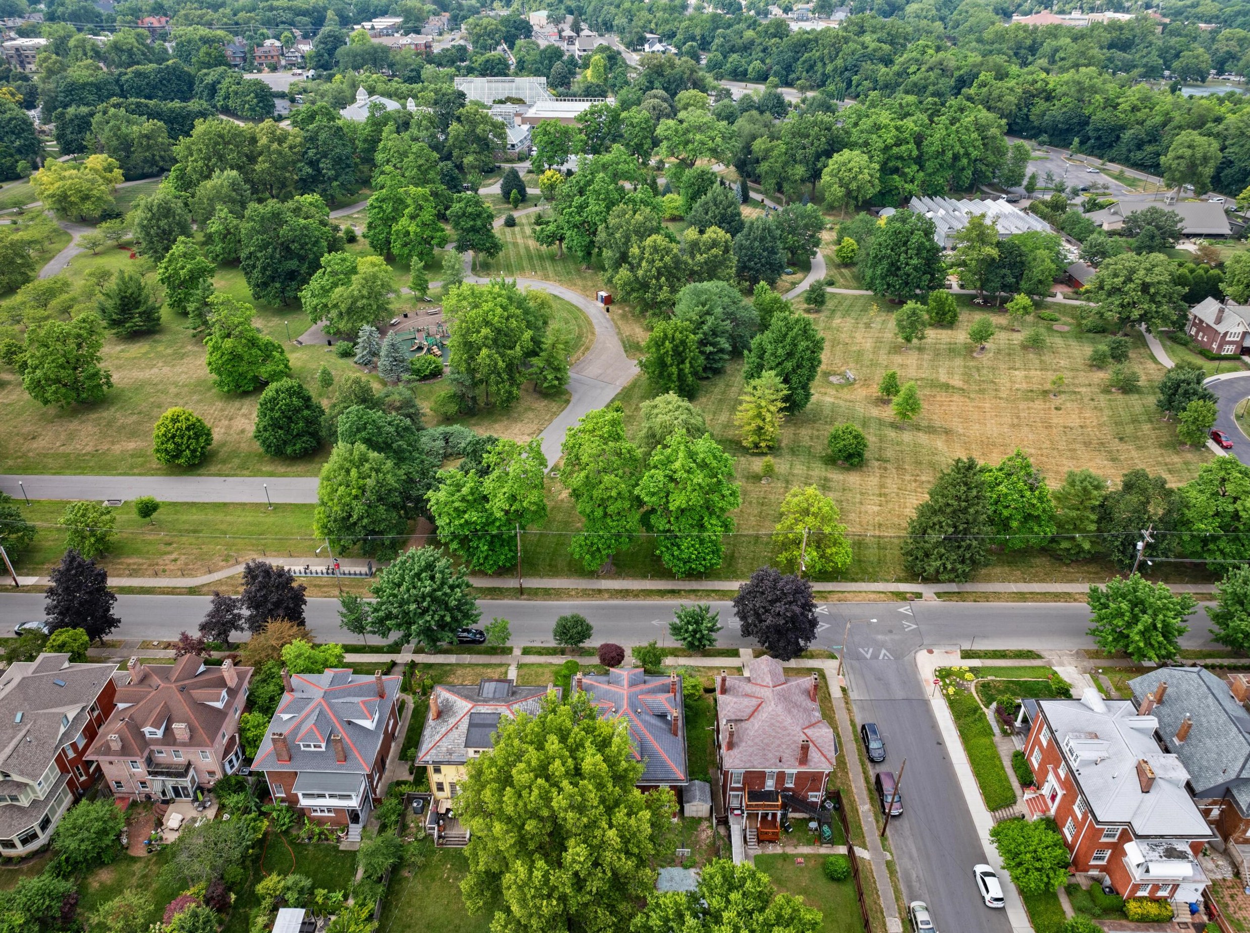 1775 Franklin Park, Columbus OH  43205-2217 exterior