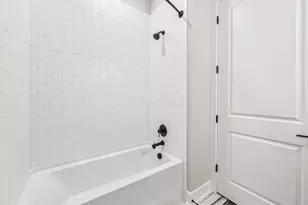 270 Dickenson St, Columbus, OH 43215 - Photo 28