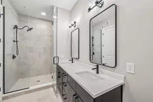 270 Dickenson St, Columbus, OH 43215 - Photo 20