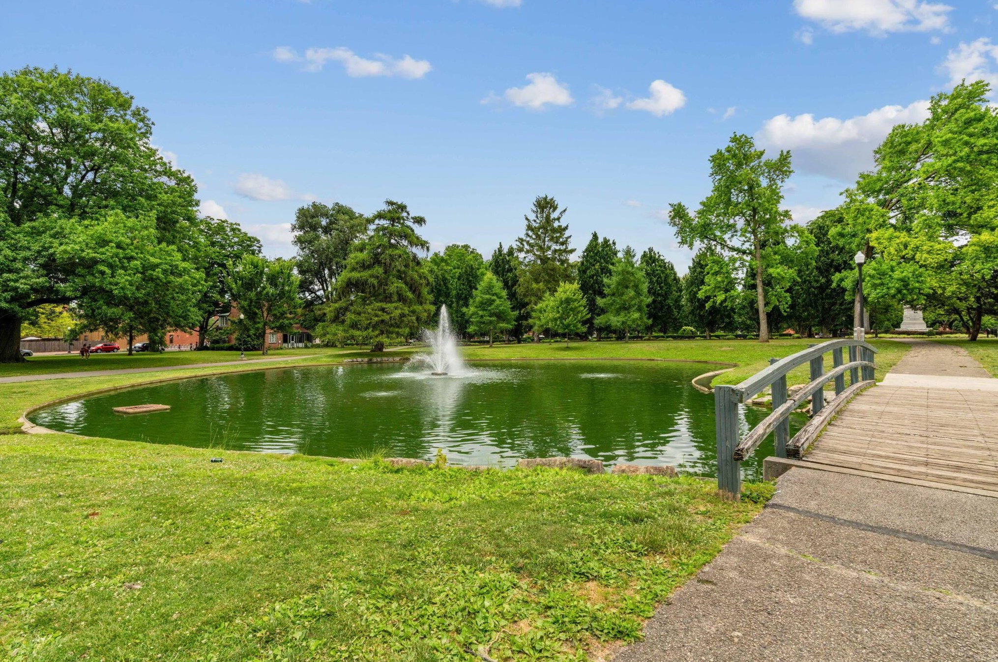 181 Thurman Ave, Columbus OH 43206-3216 exterior