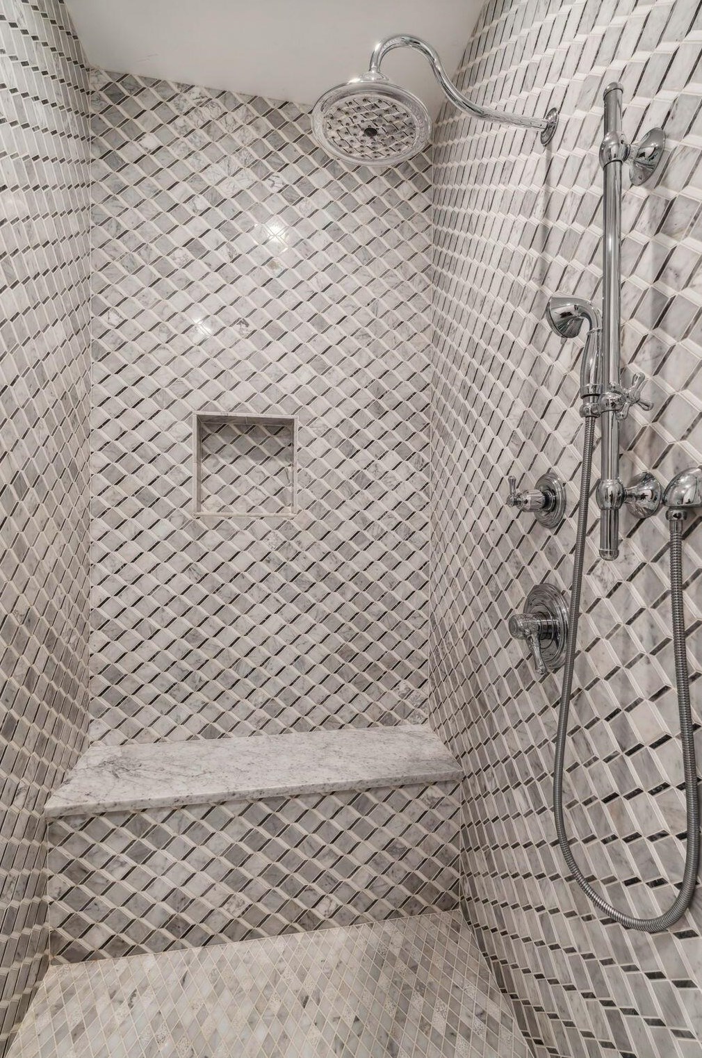 181 Thurman Ave, Columbus OH 43206-3216 exterior